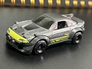 Hot Wheels Mazda MX-5 Miata grau lose - Bild 1 von 6