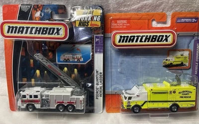 Matchbox Lot Pierce Quantum Aerial Ladder Metropolitan City E-One Mobile Command - Image 1 of 4