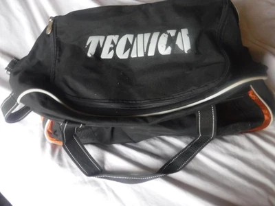 Tecnica 行李袋黑色带肩带二手 — 第 1/4 张图片