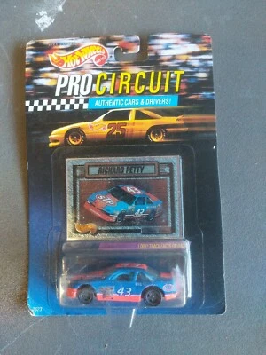 Tarjeta de coche fundido a presión Hot Wheels Richard Petty #43 Pro Circuit 1992 vintage 1:64 Foto 1 de 2