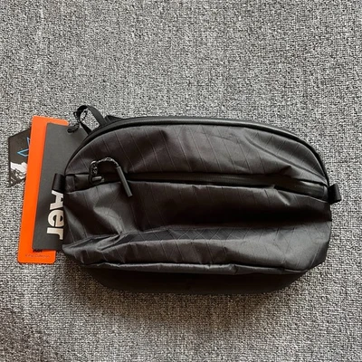 Aer Day Sling 3 Max X-Pac Black EDC Travel Sling Bag 6L   Photos of Actual Item - Image 1 of 4