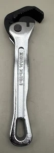 Amigo Pipe Vise Self Adjusting Wrench 1/2" To 1" Capacity SW7-1 Chrome NEW - Picture 1 of 5