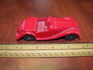 TootsieToy 1954 MG TF Model - Picture 1 of 4