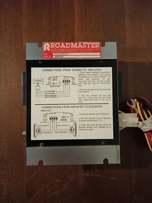 Amplificador estéreo ROADMASTER 300 watts número do modelo RA300 não testado! Leia a descrição - Imagem 1 de 4