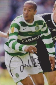 FOOTBALL PHOTO JEAN NOEL PERRIER DOUMBE CELTIC GLASGOW SIGNATURE ORIGINALE - Picture 1 of 1