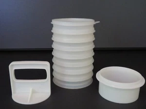Vintage Tupperware Hamburger Press, Molding Ring, 1 Lid and 8 Keepers - VGC - Picture 1 of 1