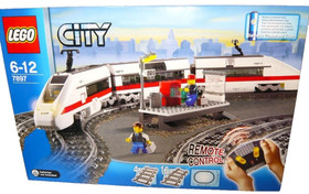 LEGO 7897 Passenger Train City Trains 2006 New Sealed