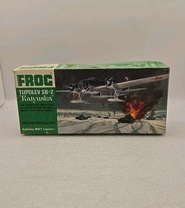 Vintage Kit Katyuska FROG scala 1/72 Tupolev SB-2 n. Aereo F.176 non assemblato - Foto 1 di 11