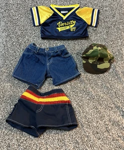 Build A Bear Outfit Jeansshorts Fußballshirt Camouflage Mütze Badehose 4 Stück - Bild 1 von 8