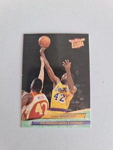 1992-93 Fleer Ultra James Worthy #96 Los Angeles Lakers - Picture 1 of 2
