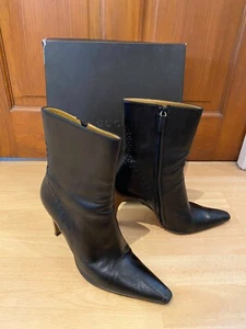 Gucci Stiefeletten schwarz Leder Stilettoabsatz 40,5 C UK 7,5 BOXED Drill Calf - Bild 1 von 16