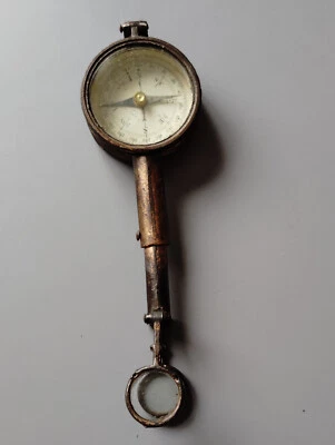 ANCIENNE BOUSSOLE MULTIFONCTIONNELLE PLIANTE  - LOUPE -  MIROIR - STEREOSCOPE - - Photo 1/4