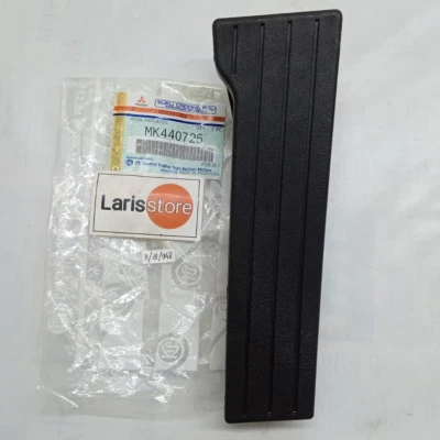 Pedal Accelerator Mitsubishi Fuso Canter FE FE73 FE83 FE125 MK440725 NEW - Изображение 1 из 4