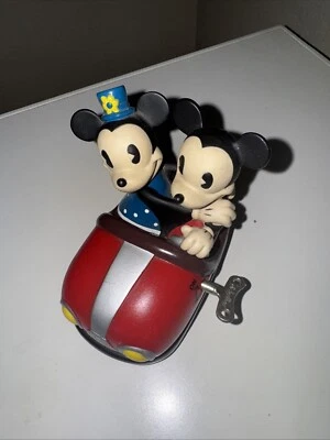 Working - Disney Mickey & Minnie Bumper Car Battery Operated  - Image 1 of 2
