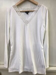 Torrid Top White Ribbed Super Soft V-Neck Lace Trim Plus Size Long Sleeve Tee 0
