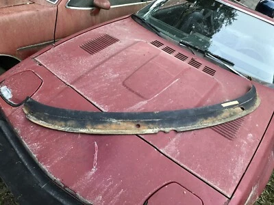 Triumph TR7 1980 convertible moldura inferior parabrisas #1 Foto 1 de 4