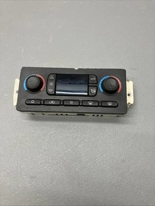 2003-2006 Chevy Silverado Avalanche Yukon GMC Digital Temperature Control Unit - Picture 1 of 6