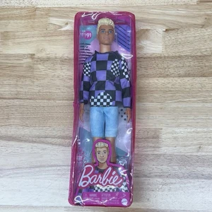 Nueva muñeca Mattel Barbie Fashionistas Ken #191 niño rubio con suéter a cuadros - Imagen 1 de 6