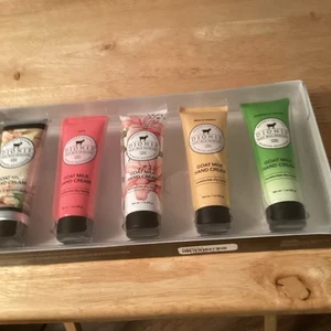 Juego de regalo de crema de manos de leche de cabra Dionis - Nutty Vanilla, Love, Stargazer Lily, - Imagen 1 de 10