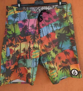 VOLCOM Board Shorts Hawaiian Mod Swim Beach Short Pants W34 - Picture 1 of 8