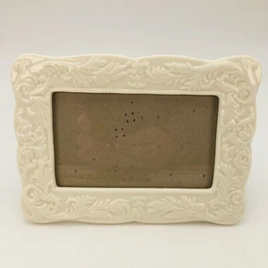 Ceramic 5x7 inch Frame Cream Raised Leaf Scroll Holds 3 x 4.5 inch Photo - Picture 1 of 6