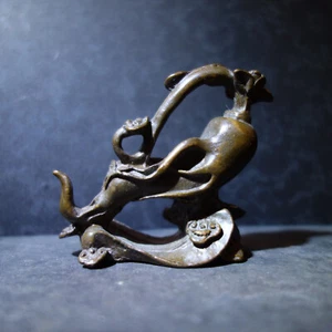 interesante pequeño bronce tibetano - Imagen 1 de 8