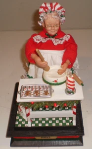 1993 Holiday Creations / Gemmy Mrs. Claus Figur, spielt Musik und Kerzenlichter - Bild 1 von 4