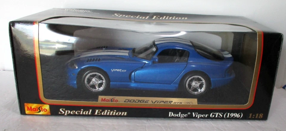 1996 Dodge Viper GTS Car MOPAR Red #31832 VTG Maisto 1/18