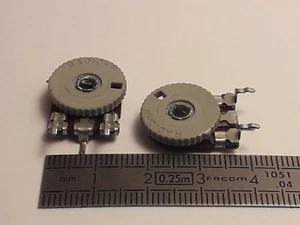 RESISTANCE VARIATEUR . 2K2 .RADIOHM. LOT DE 2. - Picture 1 of 3
