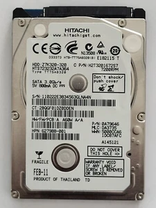 HTS723232A7A365, PN: 0A79646, MLC: DA3735, Hitachi 320Gb 2.5" HDD - Imagen 1 de 2