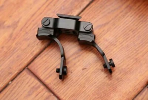 Tactical Metal Dual AN/PVS-14 PVS28 Nachtsicht NVG Halterung J Arm Halterung Halterung - Bild 1 von 9