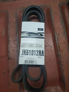 Correa de ventilador de transmisión serpentina Super Duty Ford OEM 08-10 F-350 7C3Z8620D - Imagen 1 de 2