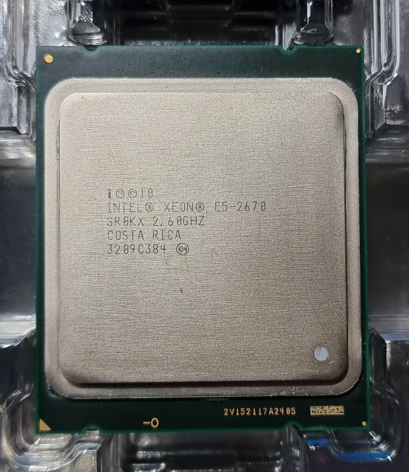 Socket CPU Intel Xeon E5 2670 E5-2670 8 x 2,6 GHz SR0KX 8 core 2011 *RIVENDITORE*  - Immagine 1 di 1