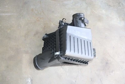 Honda Accord 2008-2012 sedán 2,4 L 4 cilindros aire acondicionado OEM CAJA DE AIRE filtro limpiador de carcasa Foto 1 de 4