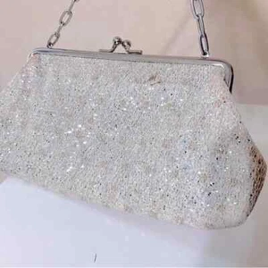 Kenneth Cole Reaction Kiss Clasp Chain Gliltter Clutch - Picture 1 of 7