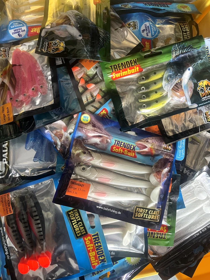 MEGA ANGEBOT 15 Gummifische Gummifisch Hecht Zander Barsch Köder Angelzubehör - Bild 1 von 1