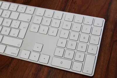 Original Apple  ERSATZTASTE Tastatur A1843 wireless Magic Keyboard weiß silber - Bild 1 von 4