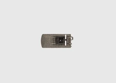 24978 3-Rail C-Track -- Track End w/Bumper & Lantern - Image 1 of 4