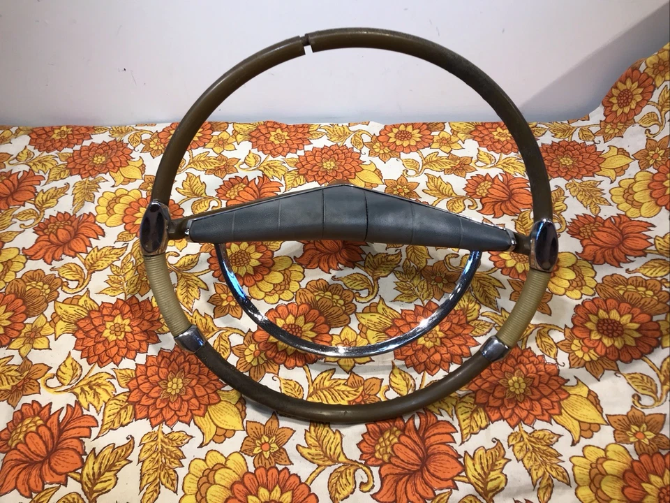 1957 1958 1959 Chrysler Imperial Steering Wheel Horn Button  1738191 DC OEM - Image 1 of 4