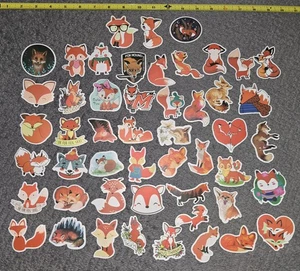 50 Stck. Lot Cartoon Rotfuchs 🦊 Vinyl Aufkleber Abziehbilder KOSTENLOSER VERSAND Hunde Katzen Haustiere  - Bild 1 von 5