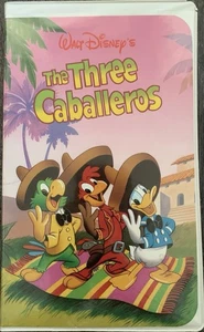 Walt Disney’s The Three Caballeros VHS Movie Tape 1944 GOOD White Clamshell Case - Foto 1 di 9