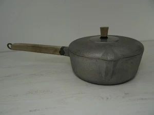 Vintage Aluminum Sauce Pan With Lid Wood Handle - Picture 1 of 10