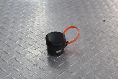 2004 YAMAHA V STAR 1100 XVS1100A КЛАССИЧЕСКИЙ ЗАДНИЙ ТОРМОЗ РЕЗЕРВУАР КРЫШКА ПРЕДОХРАНИТЕЛЬ - Изображение 1 из 4