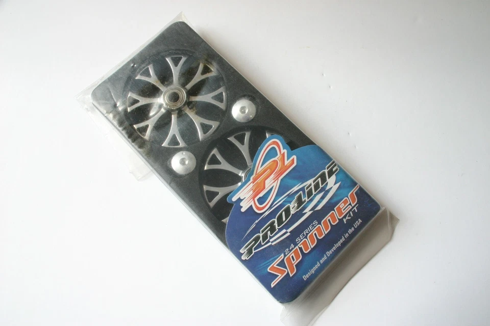 Proline TC 24 Series Spinner Kit (Fits 24 Series Chrome Wheels) - 6028-00 - Image 1 of 1