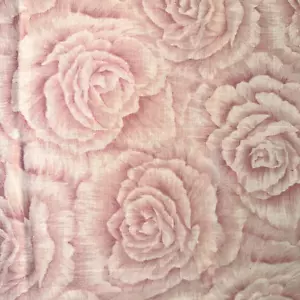Pink Roses Hofman International Fabrics Cotton Quilting Fabric Half Y #5 - Picture 1 of 5