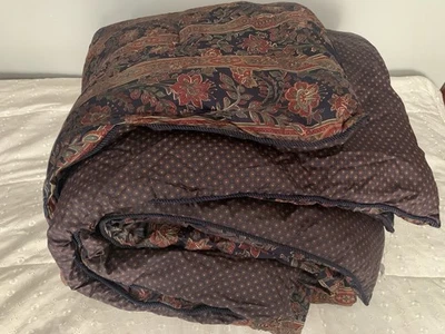 Edredón Ralph Lauren Geométrico Floral Azul Marino REVERSIBLE, Talla KING 110" X 96" Foto 1 de 4