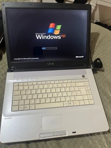 Sony Vaio PCG-7N2M 80gb T2300 Faulty Battery Laptop - Picture 1 of 7