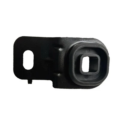 22985586 Radiator Upper Bracket for Chevrolet For Colorado Years 2015 to 2022 - Image 1 of 4