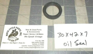 TNT 30427 ENGINE OIL SEAL 30X42X7MM NOS 1 QUANTITY VINTAGE FREE SHIPPING - Foto 1 di 1