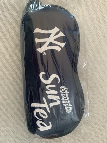 New York Yankees & Snapple Sun Tea Promo Zipper Sunglasses Case Cover